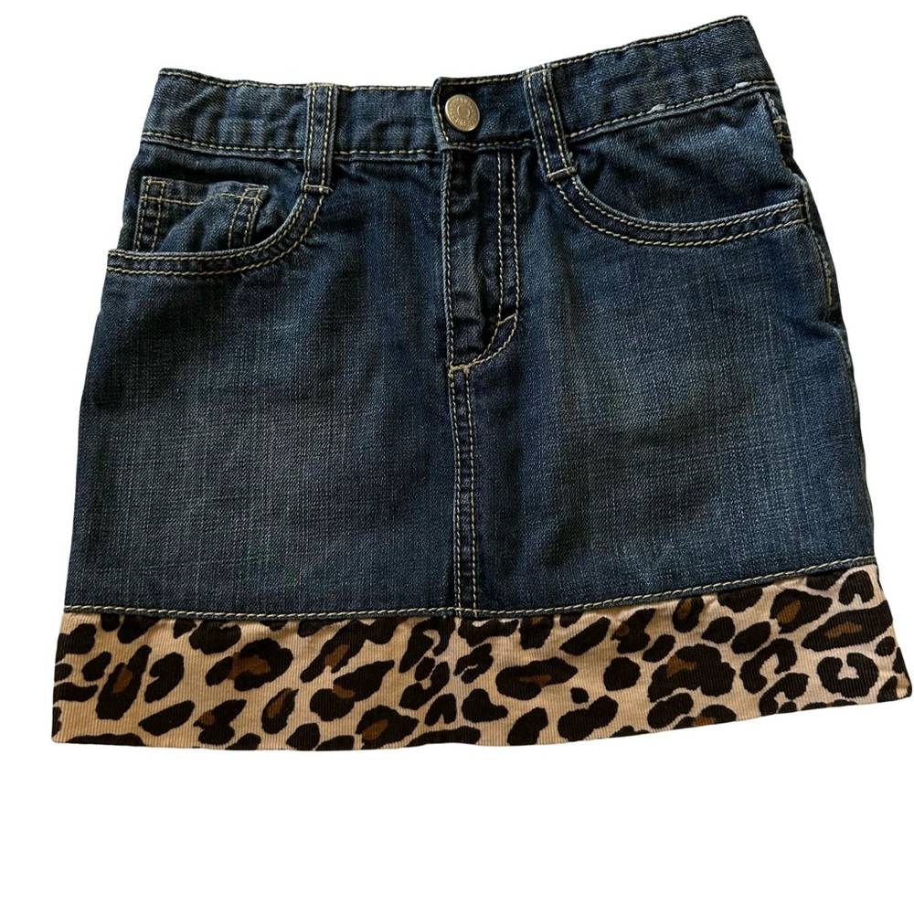 Gymboree Little Girls Jean Skort Skirt With Leopard Heart Detail and Trim Size 6